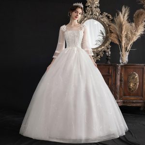 2024 New Korean wedding dress, one-shoulder, long-sleeved, floor-length, plus size, slimming for pregnant women.