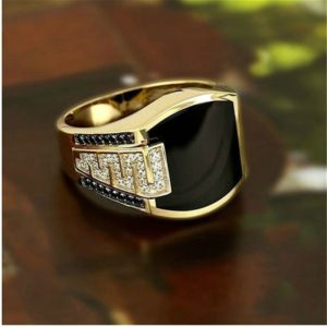 Novel black diamond men's ring. Hip-hop style.